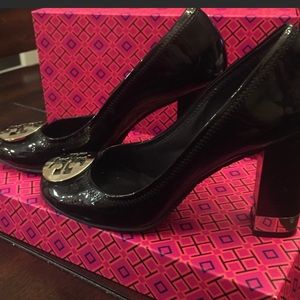 Tory Burch Maddie Black Patent Leather Pumps